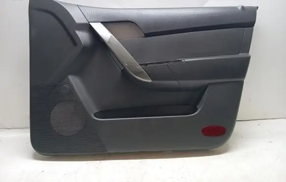 Chevrolet Aveo Front door card panel trim P96441317