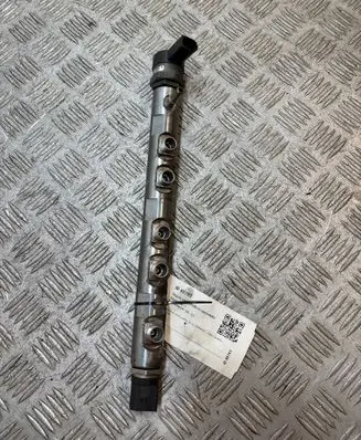 BMW 3 E90 E91 Fuel main line pipe 0445214182 78912702 0281002738