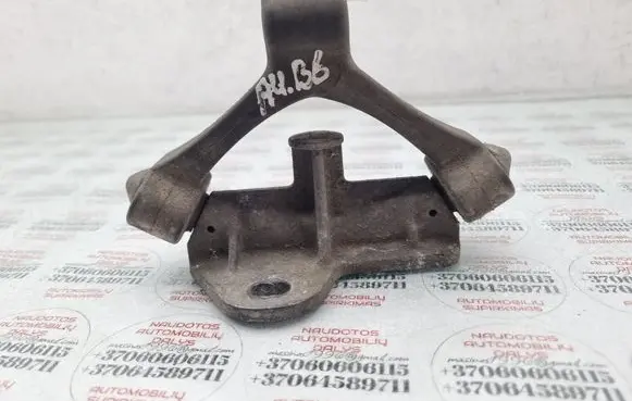 Audi A4 S4 B6 8E 8H Muffler mount bracket/holder 8E0253147