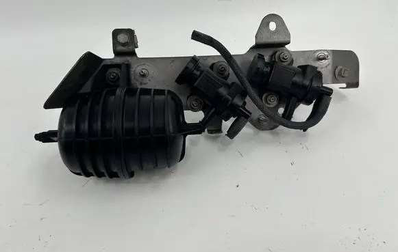 BMW X5 E70 Turbo system vacuum part 7799790