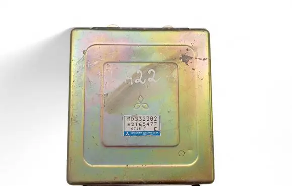 Mitsubishi Space Runner Engine control unit/module ECU MD332302 E2T65477