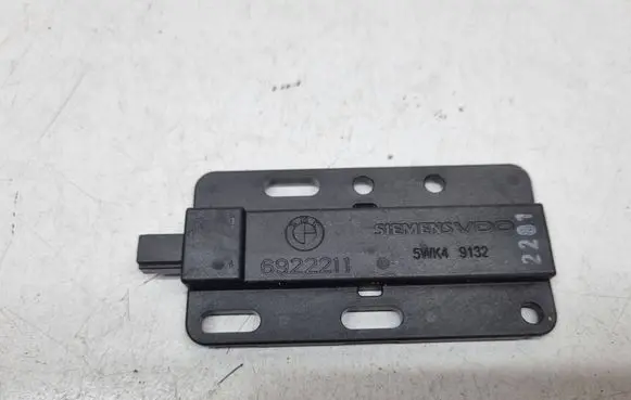 BMW 3 E92 E93 Keyless (KESSY) go control unit/module 6922211