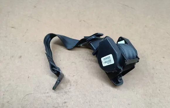 Volkswagen PASSAT B7 USA Rear seatbelt 561857806 6188946F1B 618931600A