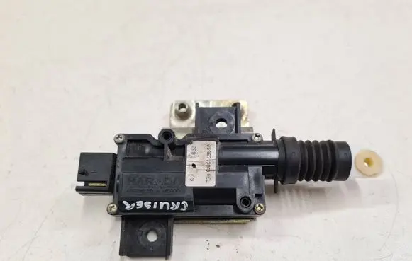 Chrysler PT Cruiser Central locking motor 05067139AB