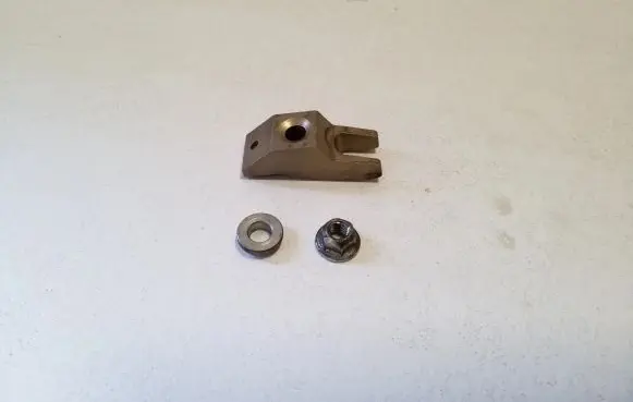Jeep Cherokee Fuel Injector clamp holder