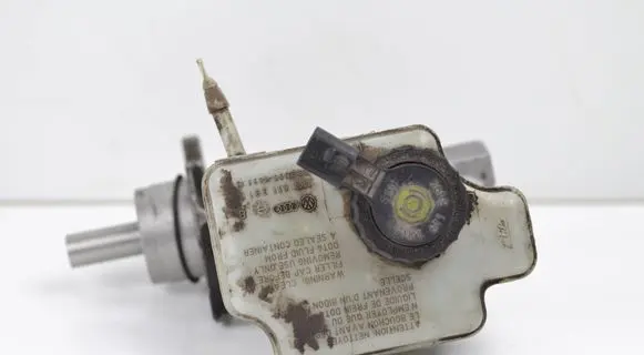 Volkswagen Golf Plus Master brake cylinder 1K1611301D 03350886321