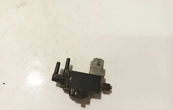 Isuzu Trooper Turbo solenoid valve 8943860870 8-94386087-0