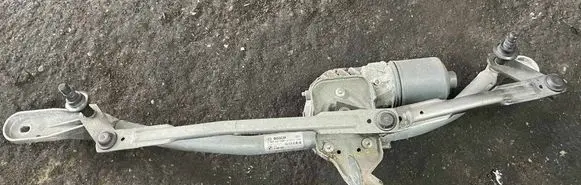 BMW 7 F01 F02 F03 F04 Front wiper linkage and motor 4899835