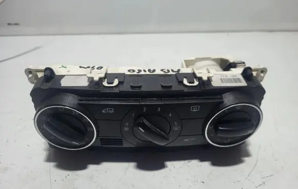 Mercedes-Benz A W169 Climate control unit A1698301385 69780005 0509302B