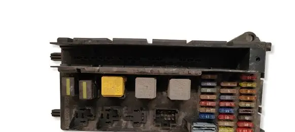 Mercedes-Benz Sprinter W906 Fuse module A9065454001