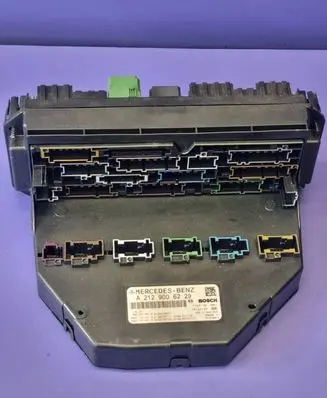 Mercedes-Benz E W212 Fuse module A2129006229 A2129014607 A2129025711
