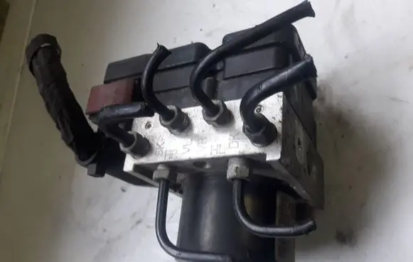 Opel Zafira B ABS Pump 000405081E2
