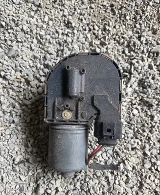 Volkswagen PASSAT B7 Wiper motor 3C2955119