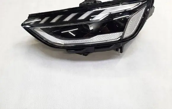 Audi A4 S4 B9 8W Headlight/headlamp 8W0941035F