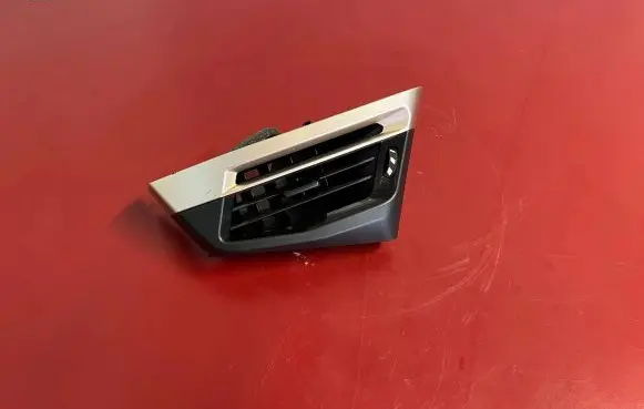 BMW iX Dashboard side air vent grill/cover trim 9490657
