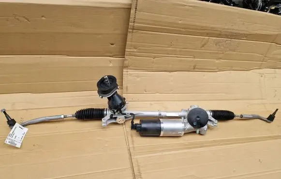 Volvo XC40 Steering rack 32333924