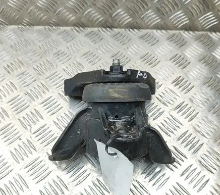 Hyundai i40 Engine mount bracket 218103Z600