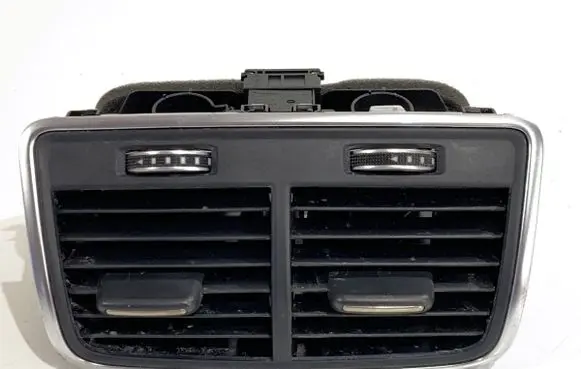 Audi A7 S7 4G Rear air vent grill 4G0819203