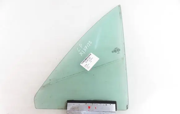 Audi TT Mk1 Front triangle window/glass 