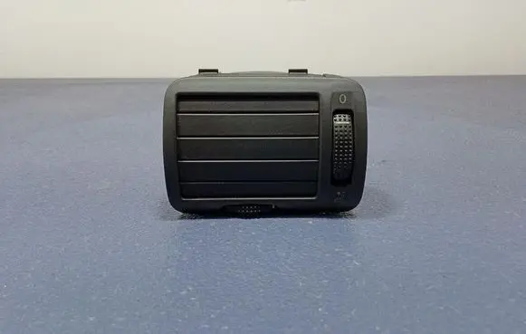Volkswagen PASSAT B5.5 Dashboard side air vent grill/cover trim 3B0819703D