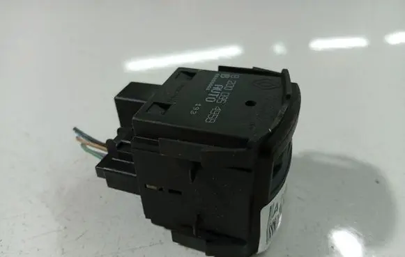 Renault Megane II Headlight level height control switch 8200095495B