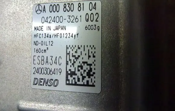 Mercedes-Benz X-class W470 Air conditioning (A/C) compressor (pump) 0424003261
