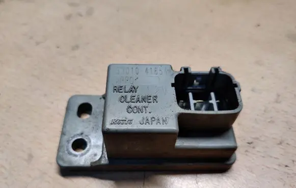 Mazda 6 Coolant fan relay 3301041654