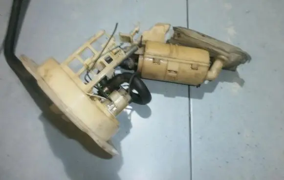 Nissan Maxima In-tank fuel pump saepom