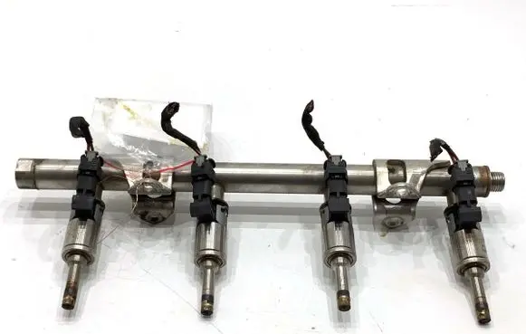 Skoda Octavia Mk3 (5E) Fuel main line pipe 0261500354
