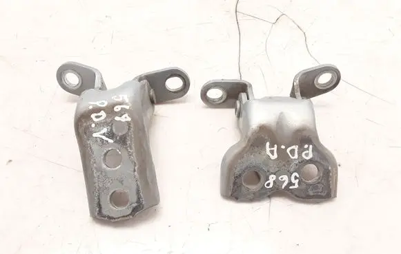 Toyota Yaris Front door hinges set 8R0