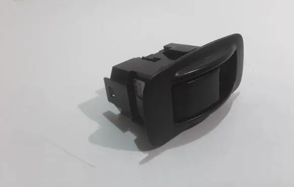 Toyota Corolla Verso AR10 Electric window control switch