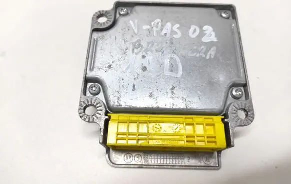 Volkswagen PASSAT B5.5 Airbag control unit/module 1C0909605C 05050311E