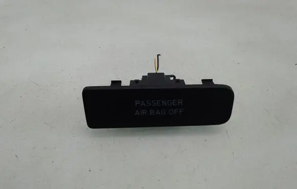 Volkswagen Golf Plus Passenger airbag on/off switch 5M0919234