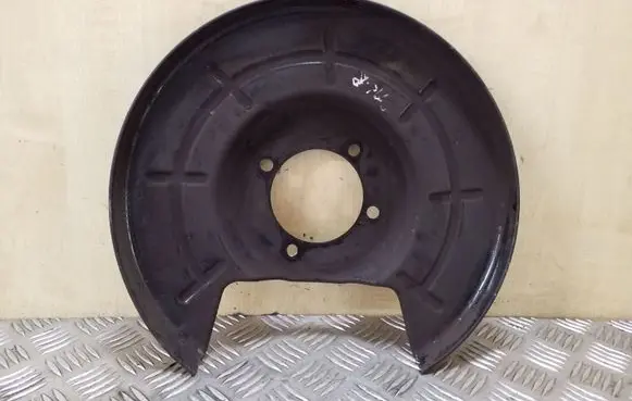 Opel Zafira C Rear brake disc plate dust cover 13408174