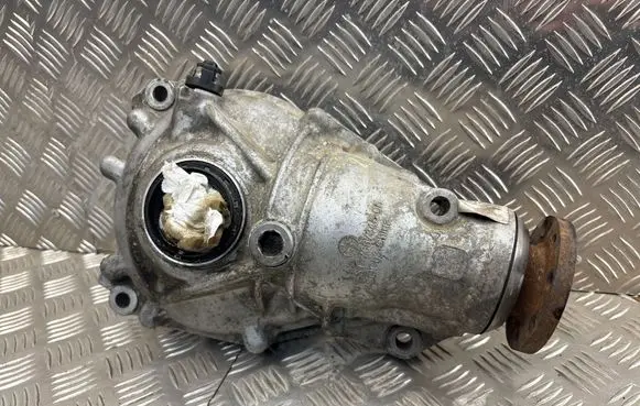 BMW 5 F10 F11 Front differential 7584517 EAF95Z247