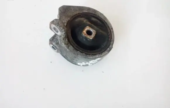 Engine mount bracket