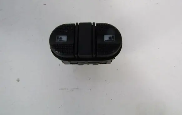 Seat Alhambra (Mk1) Electric window control switch 95VW14A157