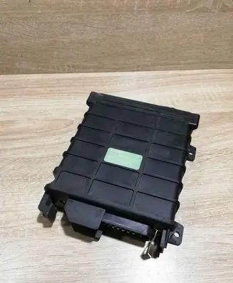 Volkswagen Jetta II Engine control unit/module ECU 0280800140 811906264A