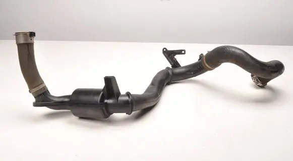 Opel Vivaro Air intake hose/pipe 93861385