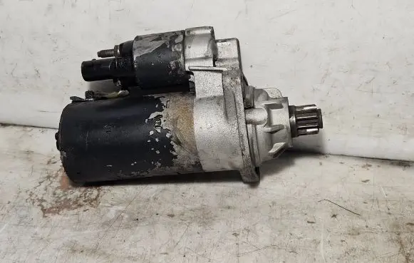 Volkswagen Transporter - Caravelle T5 Starter motor 0986020270