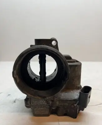 Volkswagen Golf V Throttle valve 03G128063
