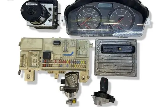 Volvo S40 Engine ECU kit and lock set 30743219AA S122185001D 30794730AA