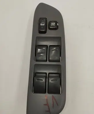 Toyota RAV 4 (XA30) Electric window control switch 8482042090 839697