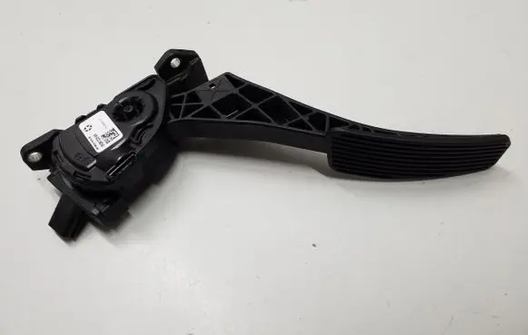 Chrysler Town & Country V Accelerator throttle pedal 05281225AA