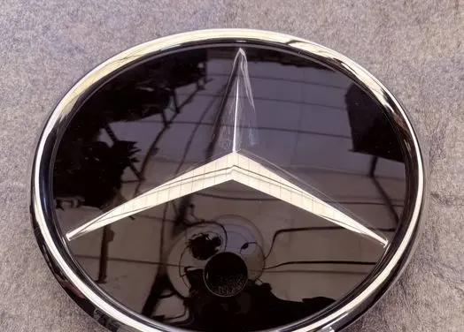 Mercedes-Benz EQE v295 Manufacturer badge logo/emblem A0008882200