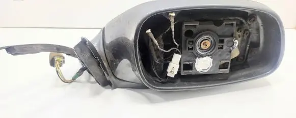 Mitsubishi Sigma Front door electric wing mirror