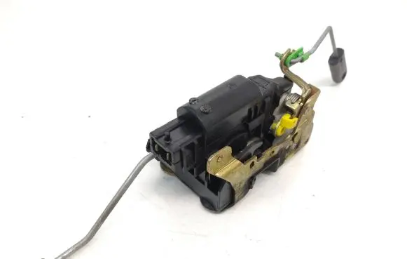 Renault Master II Front door lock