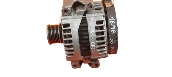 Mercedes-Benz CLS C219 Generator/alternator 0121715015 642920