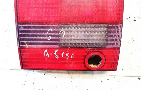 Volkswagen PASSAT B4 Tailgate rear/tail lights 3a9945259