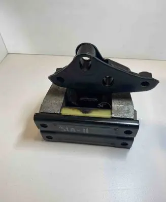 Ford Transit Custom Gearbox mount BK217M124BA